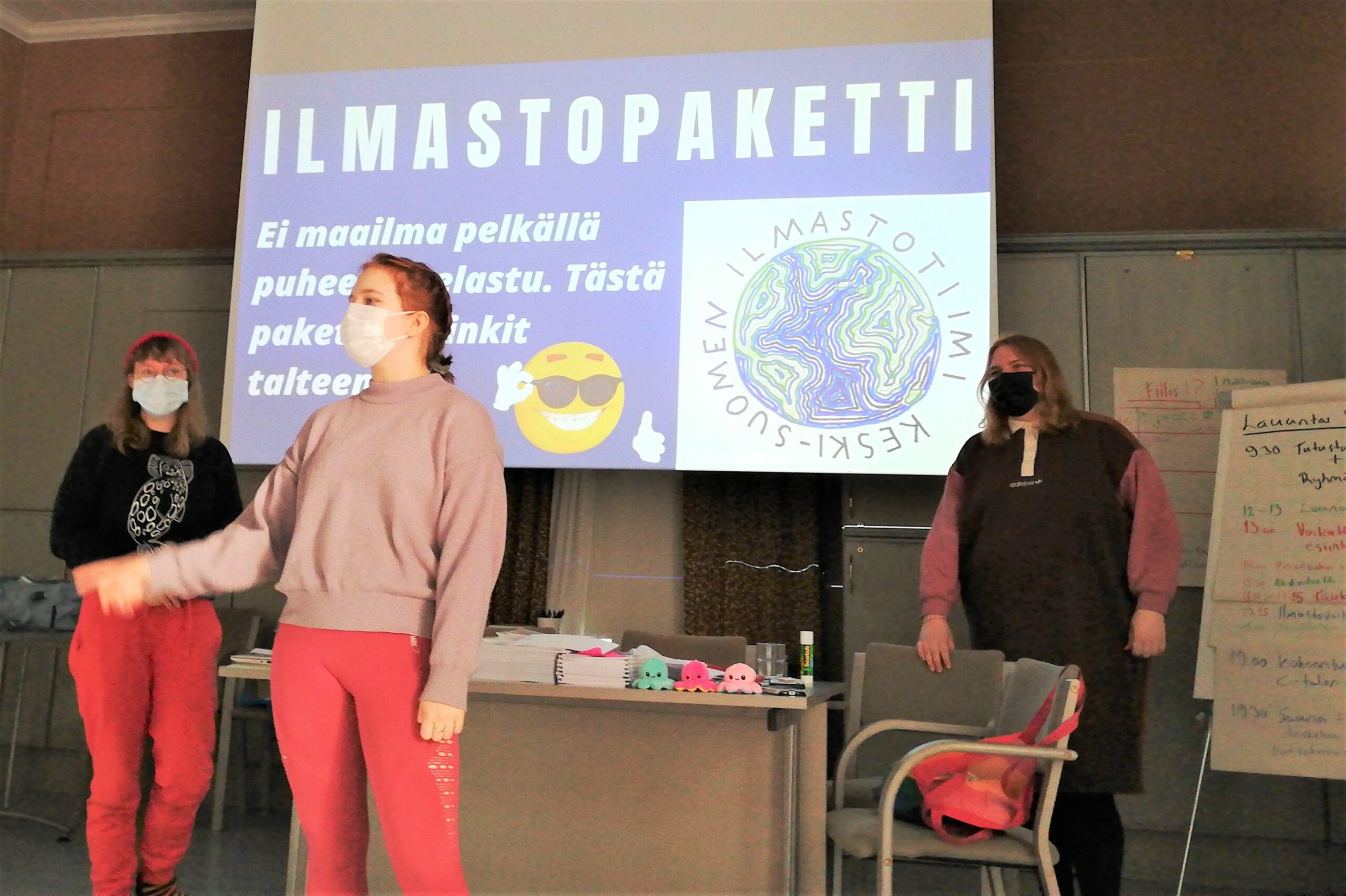 nuorten ilmastotiimi kouluttaa nuoria